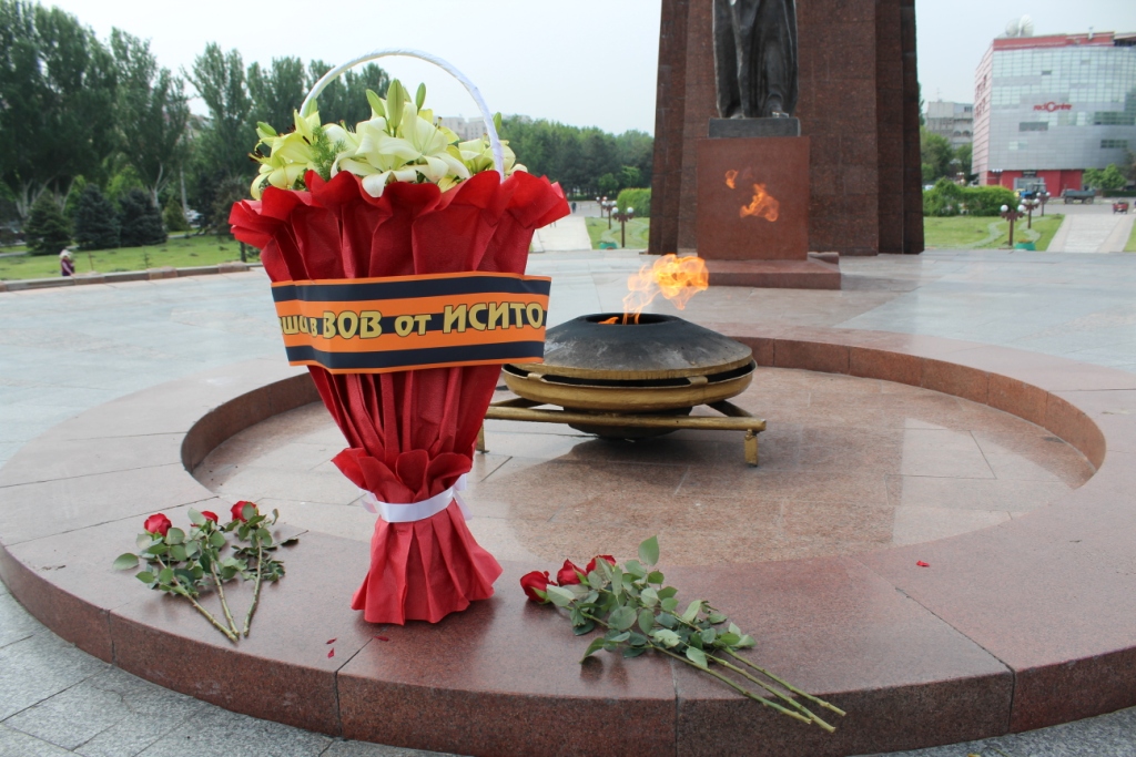 Студенттік порно дискотека